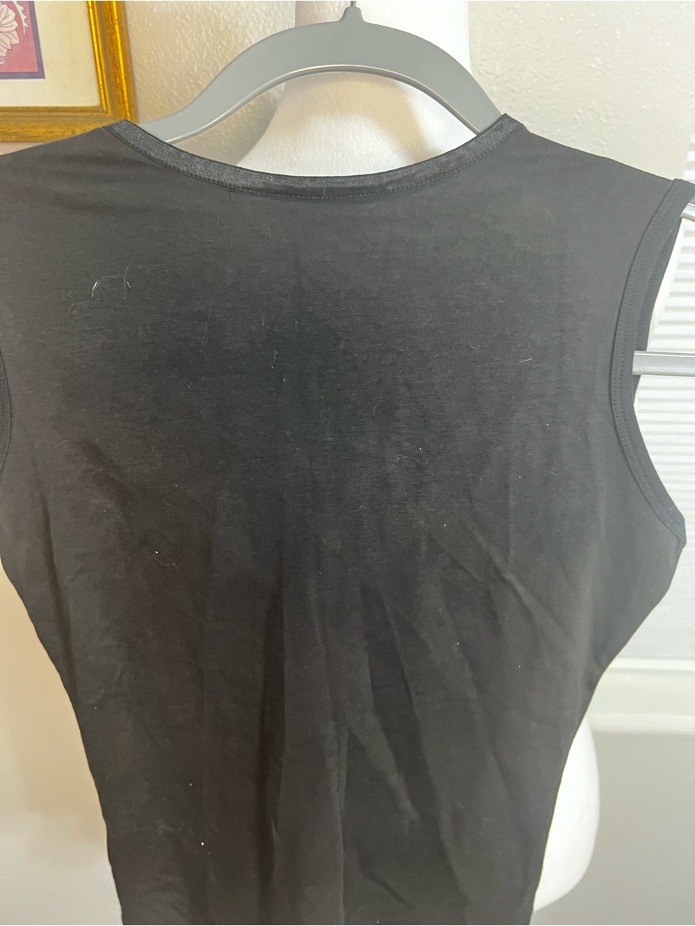 v twin motorcycle apparel Black Large
Crop V Neck Top nwt - Picture 9 of 9